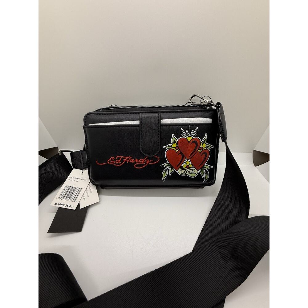 Ed Hardy Womans Zip Around Wallet Wristlet Triple Hearts Multi Compartment NEW!